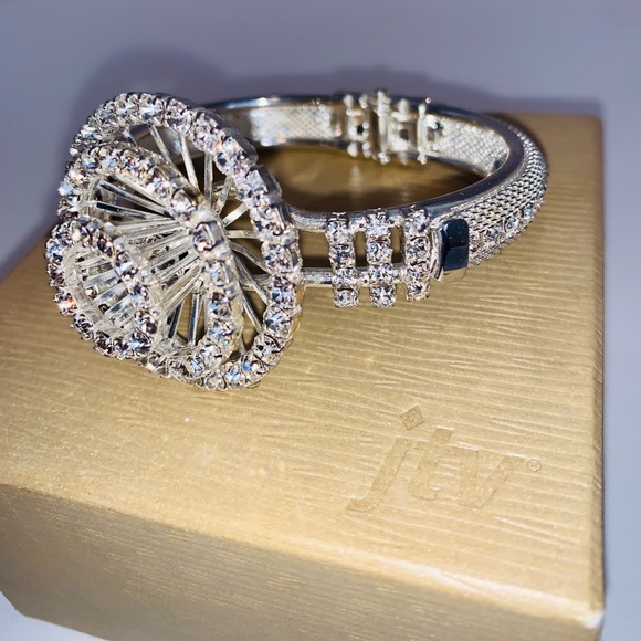 Silver Crystal Rhinestone Statement Bracelet 3 tier Foundation Design From JTV - Picture 3 of 11